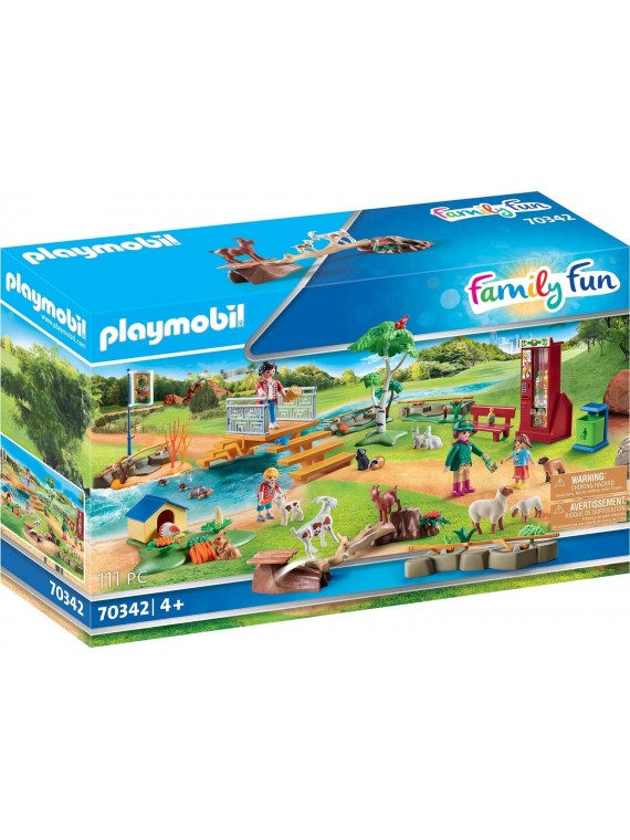 COS-PLAYMOBIL FAMILY FUN...